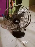 Table fan in very mint condition .