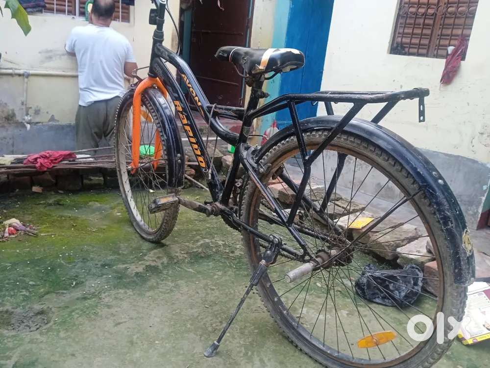 Avon cycle in best price and condition plz contact