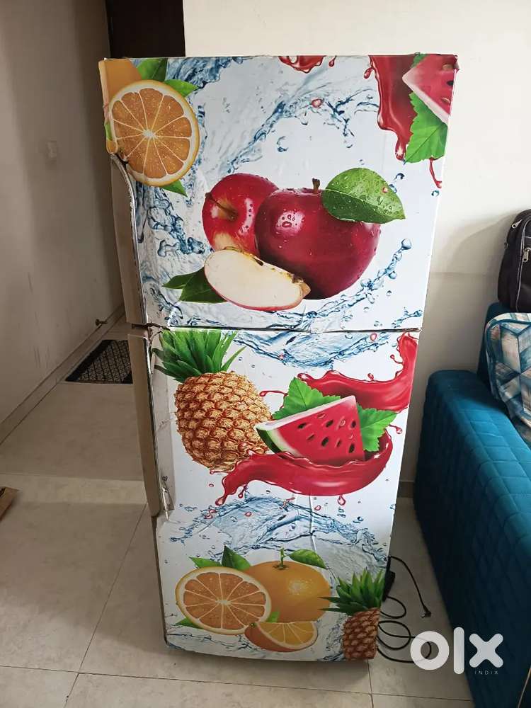 Samsung 277 Lt - 2 door Fridge in good condition
