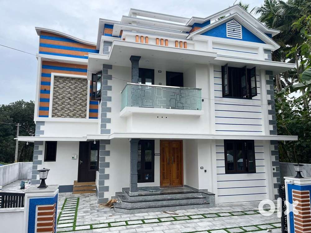 1850sqft House Sale Pothencode