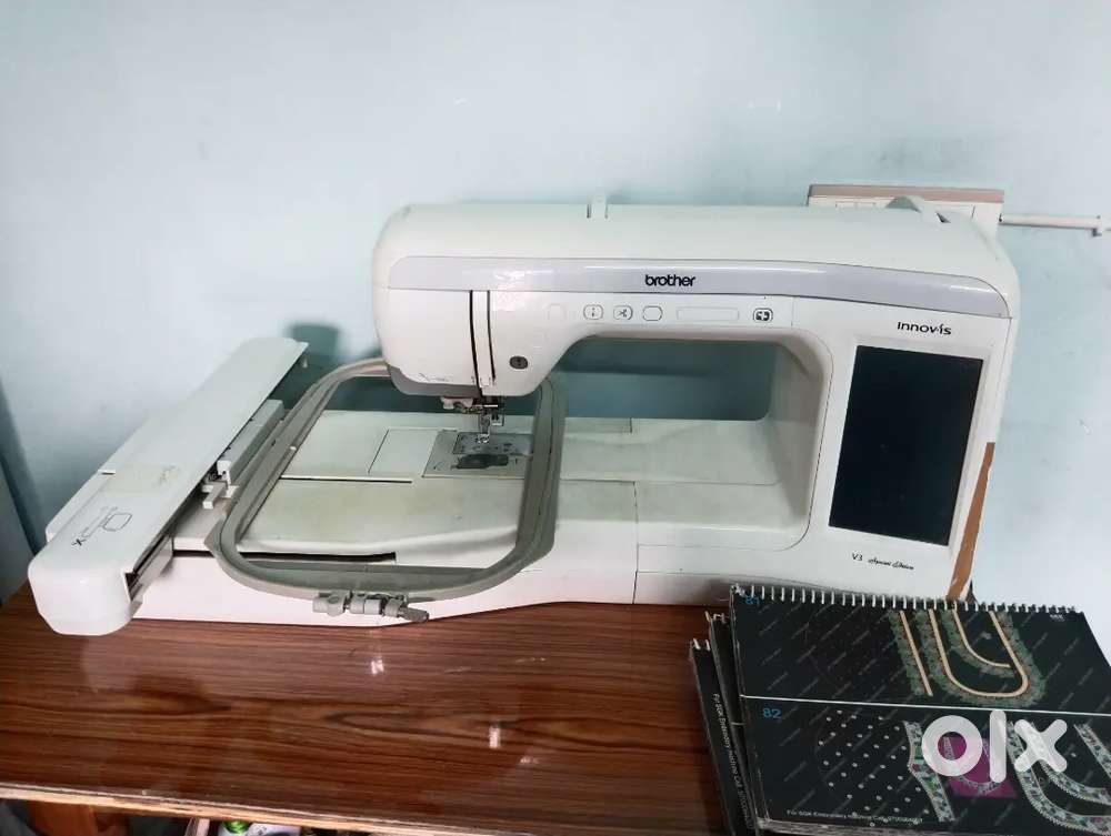 Computer embroidery machine
