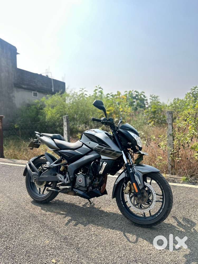 Bajaj Pulsar Ns 200