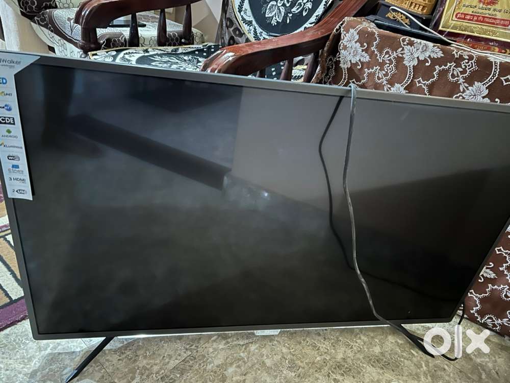 Cloud Walker TV 40inches