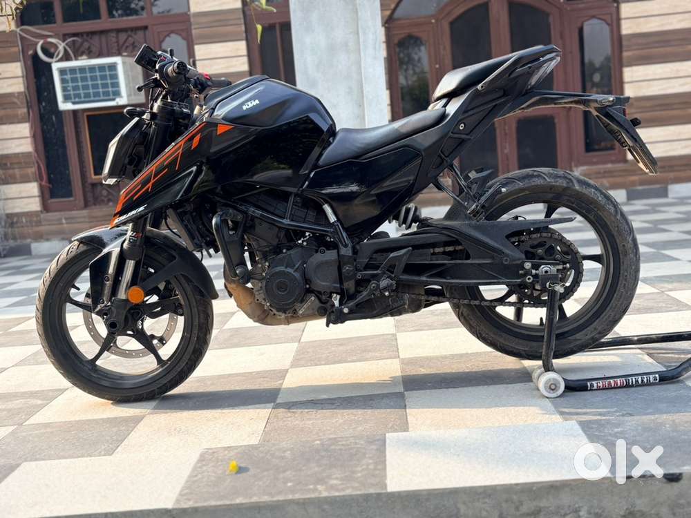 Ktm duke 250 2025 JAN Modal All Black
