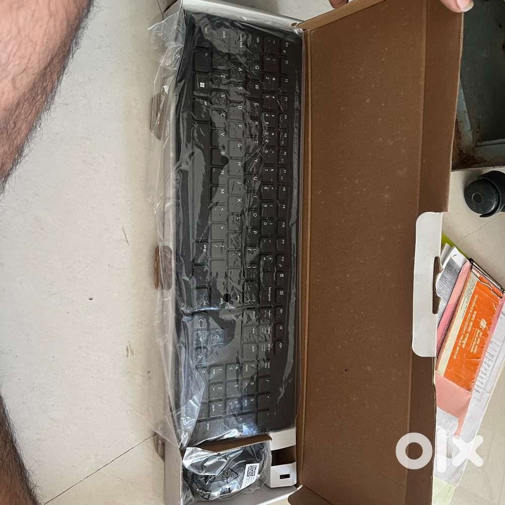 Brand new keyped with mouse and charger of dell and Lenovo