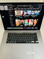 Apple macbook pro 16GB i7 processor