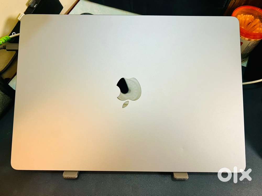 Macbook Air M2 15 inch