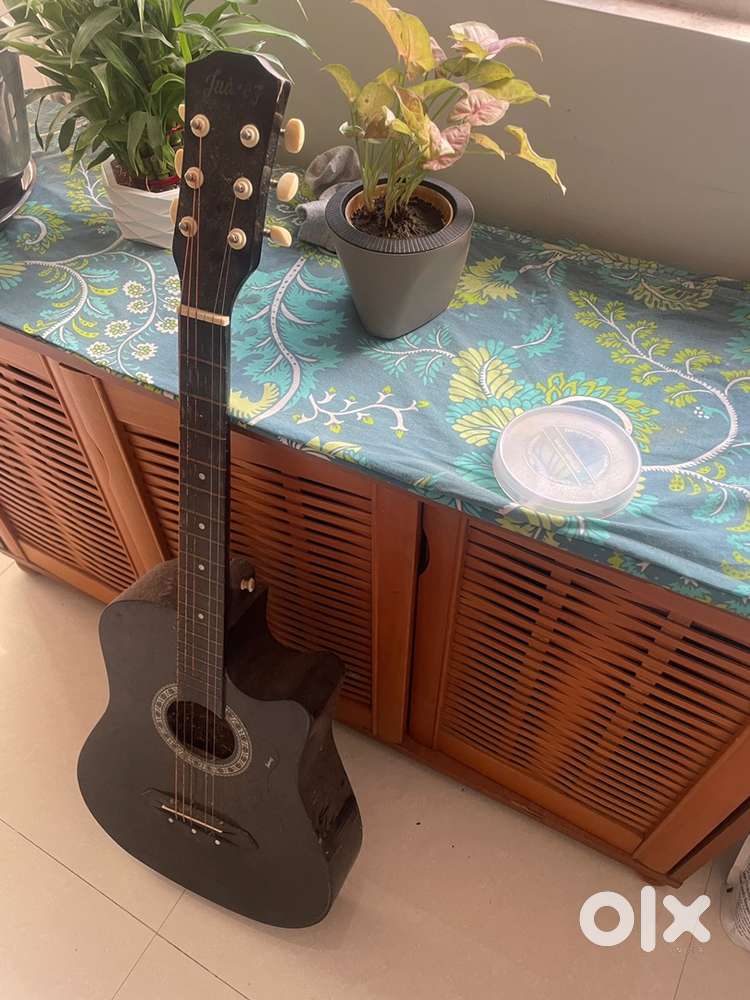 Acoustic Guitar - Budget Friendly  INR 2500