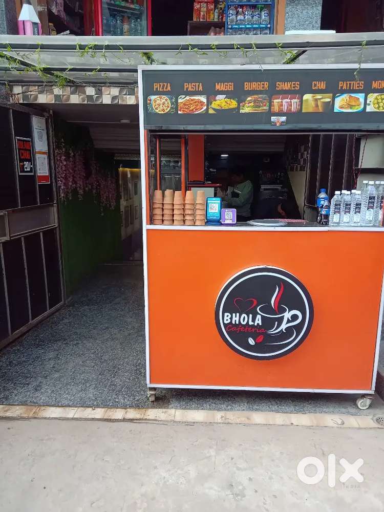 Urgenr need Waiter and clearner for cafe