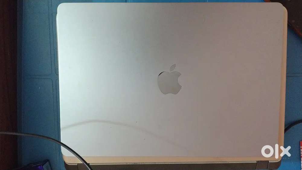 15.3 INCH MACBOOK AIR M4 24 GB RAM 512 GB STORAGE