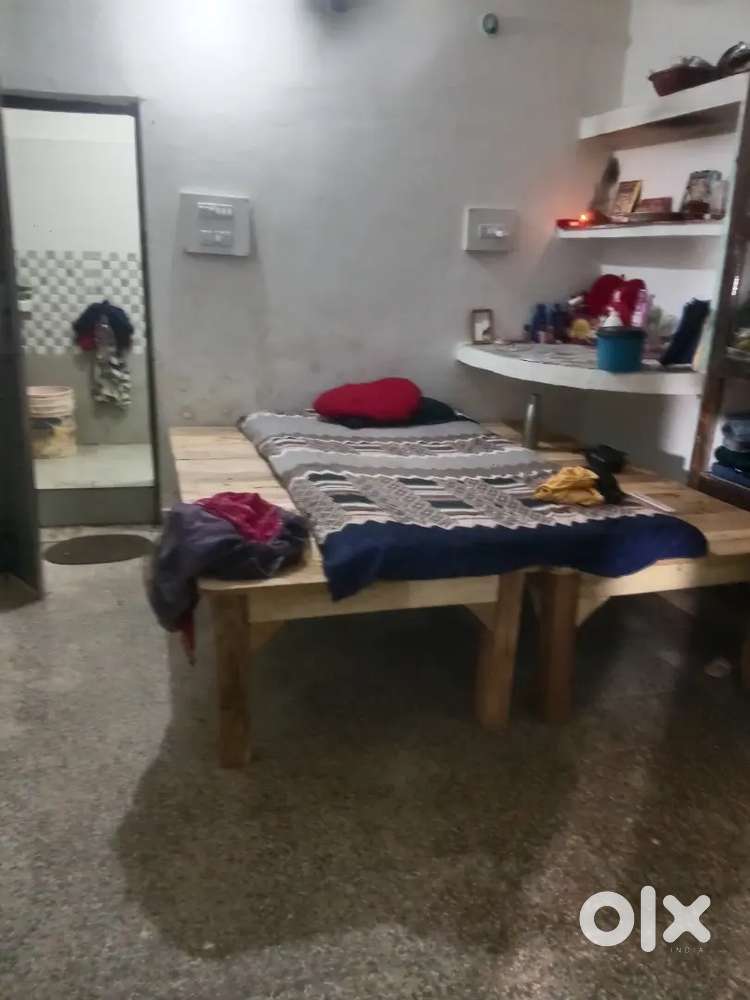 Room partner only for girls