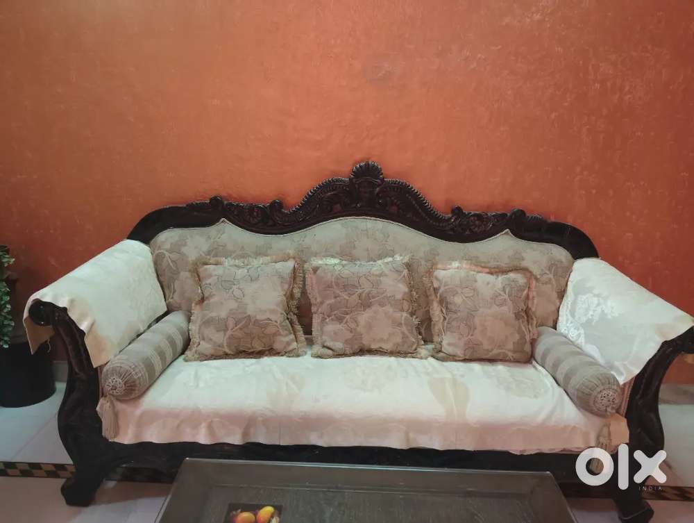 7 seater sofa for sale