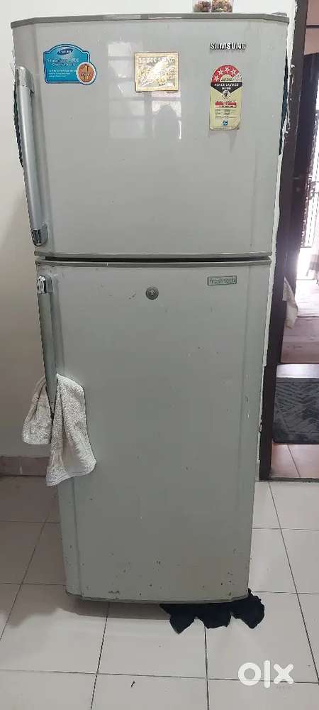 Old used double door fridge