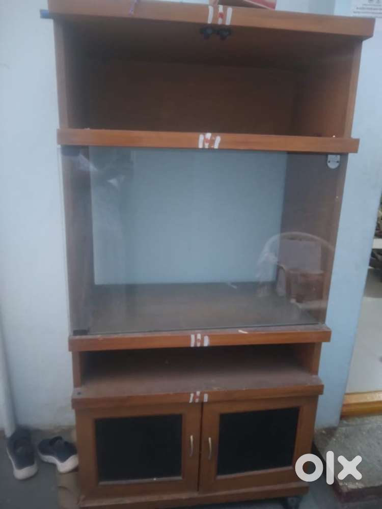 Tv stand with shelves