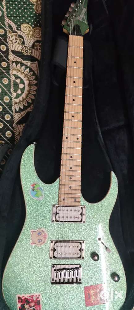 IBANEZ GUITAR GOOD CONDITION