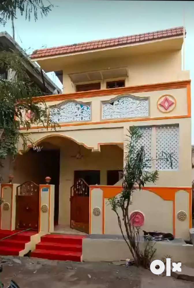 Individual house with 60 gajalu (B pharm)