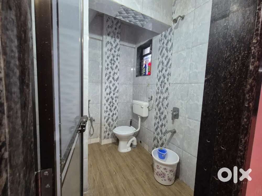 It's a premium paying guest for girls in Koparkhairane.