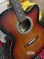 Guitar good condition