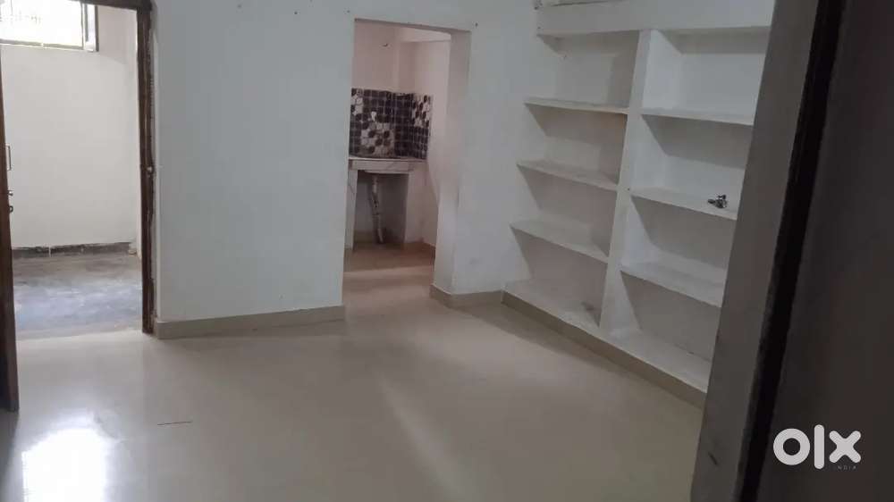 Near new bus stand 1 bhk family rooms