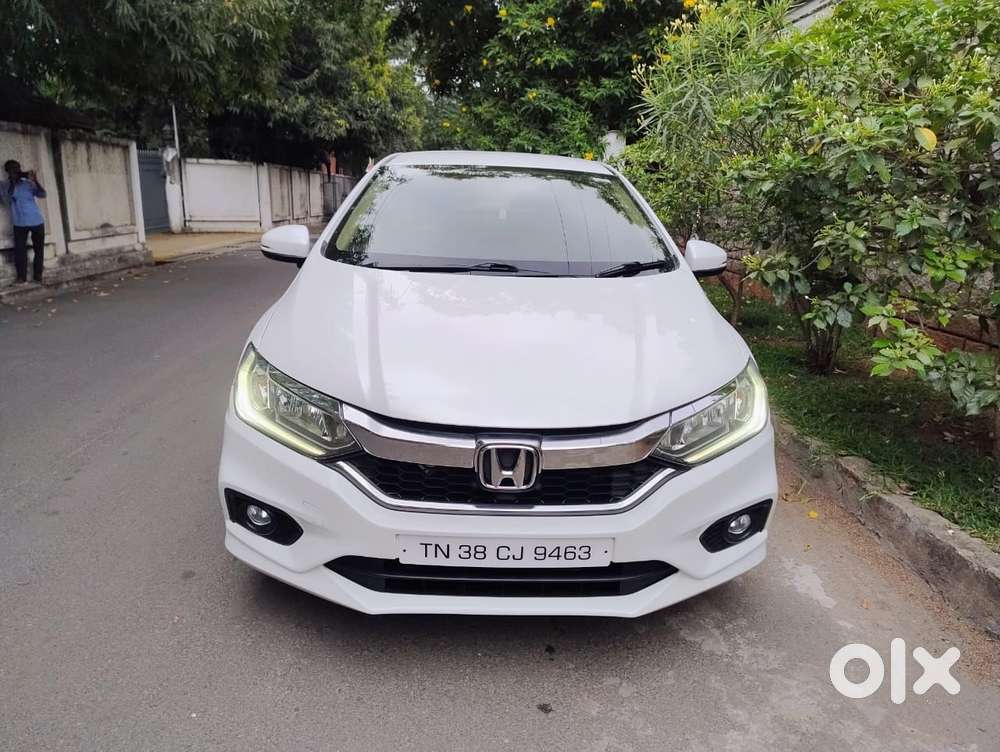 Honda City V AT, 2017, Petrol