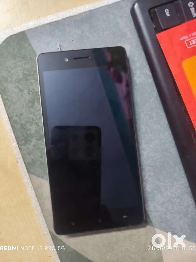 Urgent sale Oppo A33f model 16 GB internal