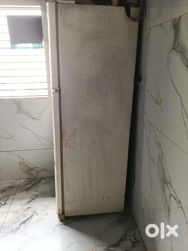 Lg refrigerato400 litres