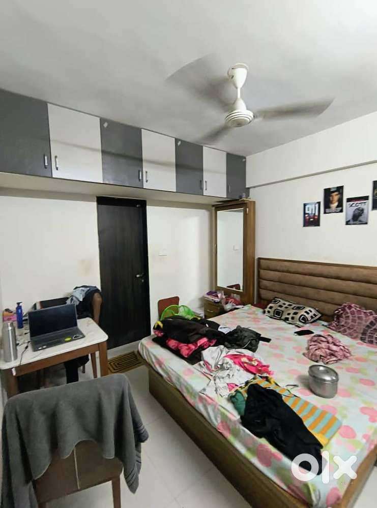 2BHK Semi-furnished Apartment available for Rent!