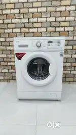 Lg Direct drive 7.5kg inverter with with display white colour machinev
