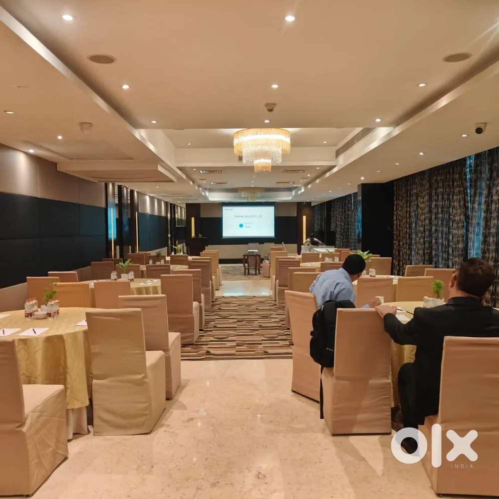 Projector and screen speaker Mike's rentals for events and birthday