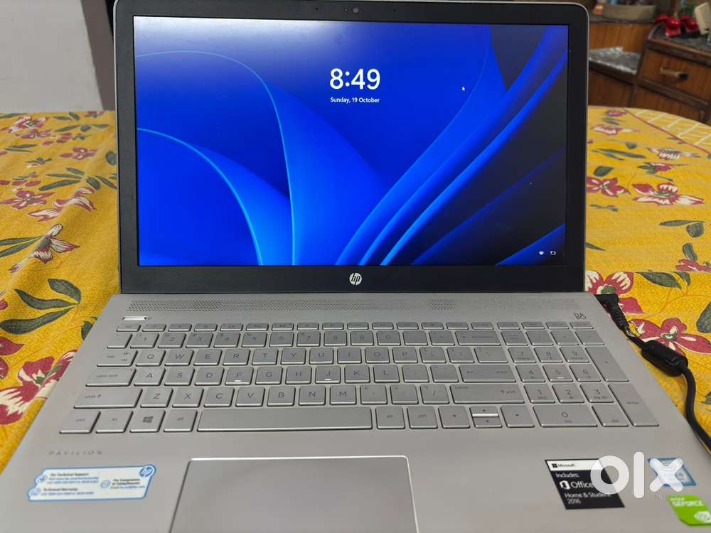 HP Pavillion 8th Generation i5 processor