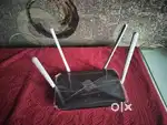 Mercurys AC 1200 DUAL BAND ROUTER UNUSED PURCHASED TWO MONTHS BACK