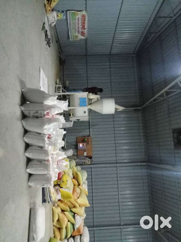 Industrial shed for rent with 25 electrical load