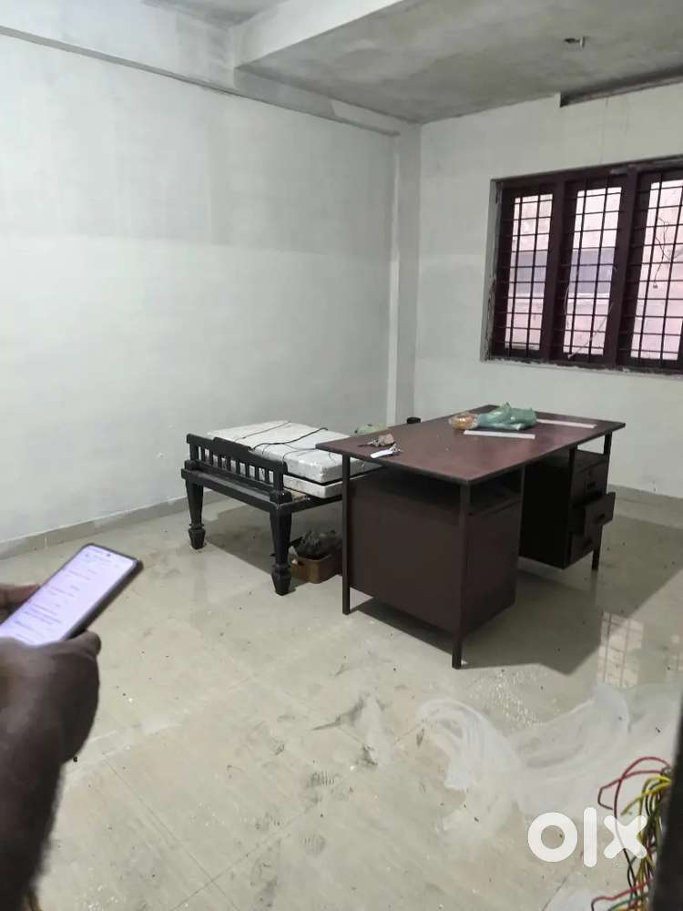 200sqf office space groundfloor near manorama jn shutter space