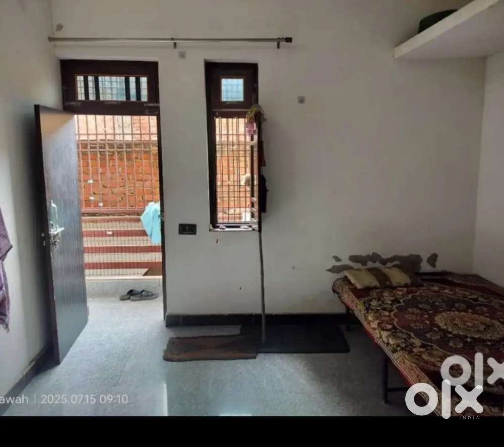 Room Rent small family with 1 room & kitchen