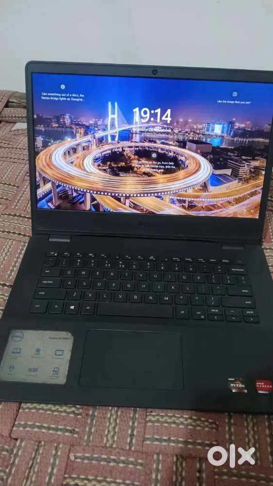 Leptop. Vostro ryzen 3 with AMD processor  only serious buyer sms
