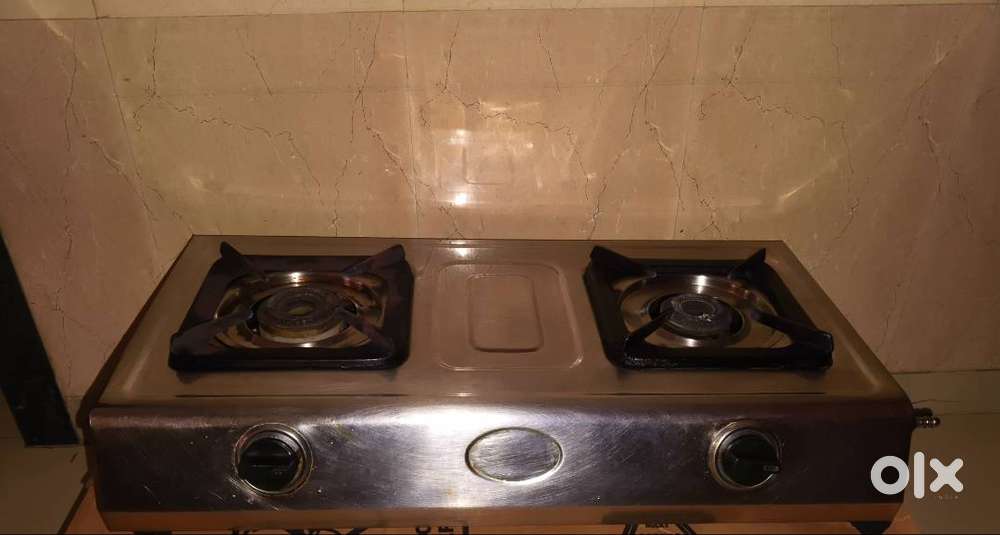 Gas stove for pipe gas