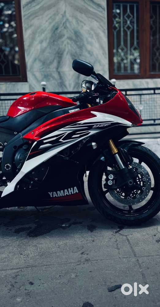 Yamaha R6 sportsbike 2014