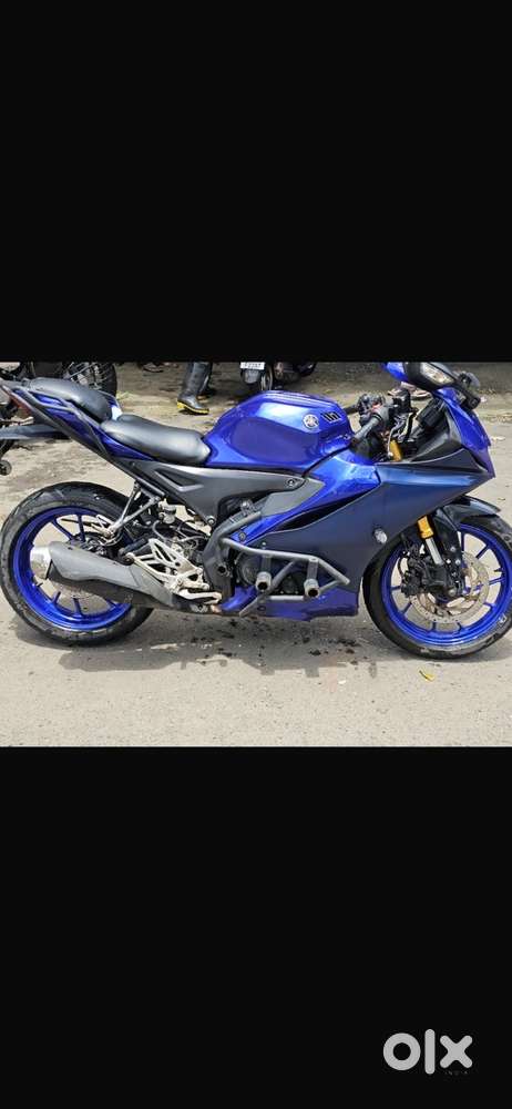 Yamaha R15 V4