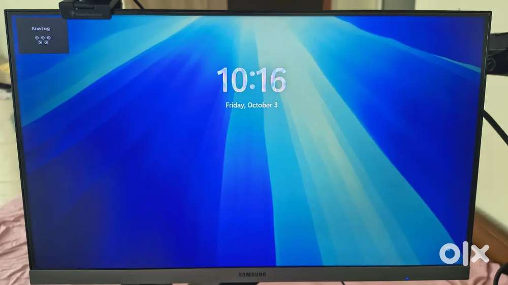 Samsung 22.5 inch monitor