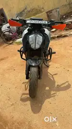 KTM DUKE 390