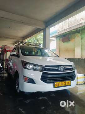 Toyota Innova Crysta 2817 Diesel 200000 Km Driven