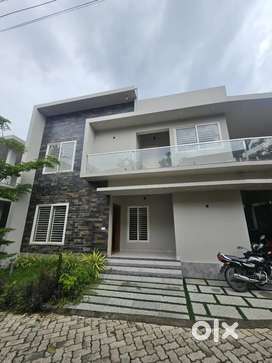 POSH GATED VILLAS FOR SALE AT KAKKANAD INFOPARK THEVAKKAL