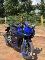 YAMAHA R15 V4 2022 model single owner
