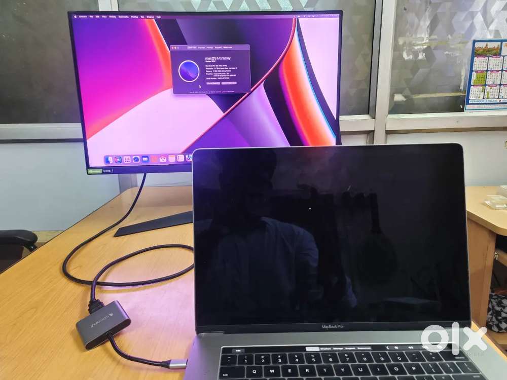 MacBook pro 15 2016 i7 16/512 gb display broken.