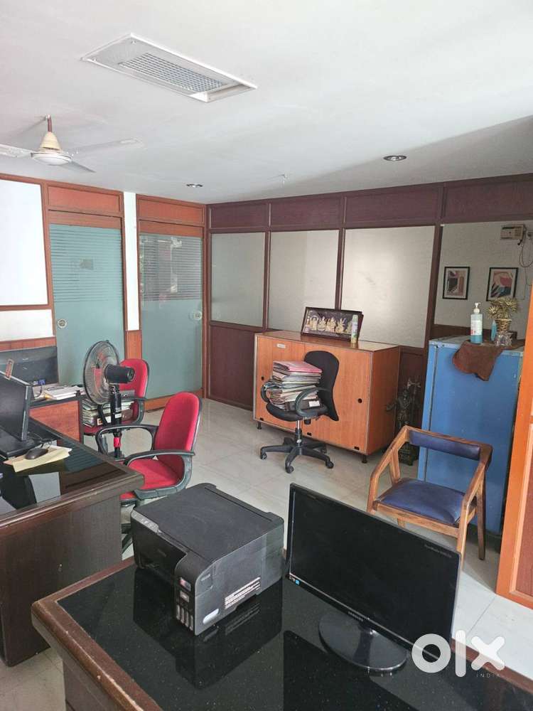 Commercial Furnished Office 1100 Sqft for Rent at CIT Nagar