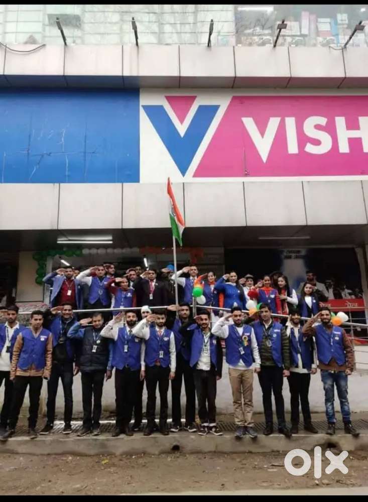 Vishal mega Mart urgent lead male female candidate 8th 12th graduate