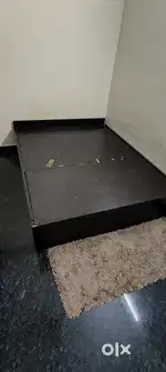 Queen Size 6×5 Bed 2 year old without box compact size