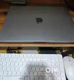 Macbook M2 Pro 16 inch