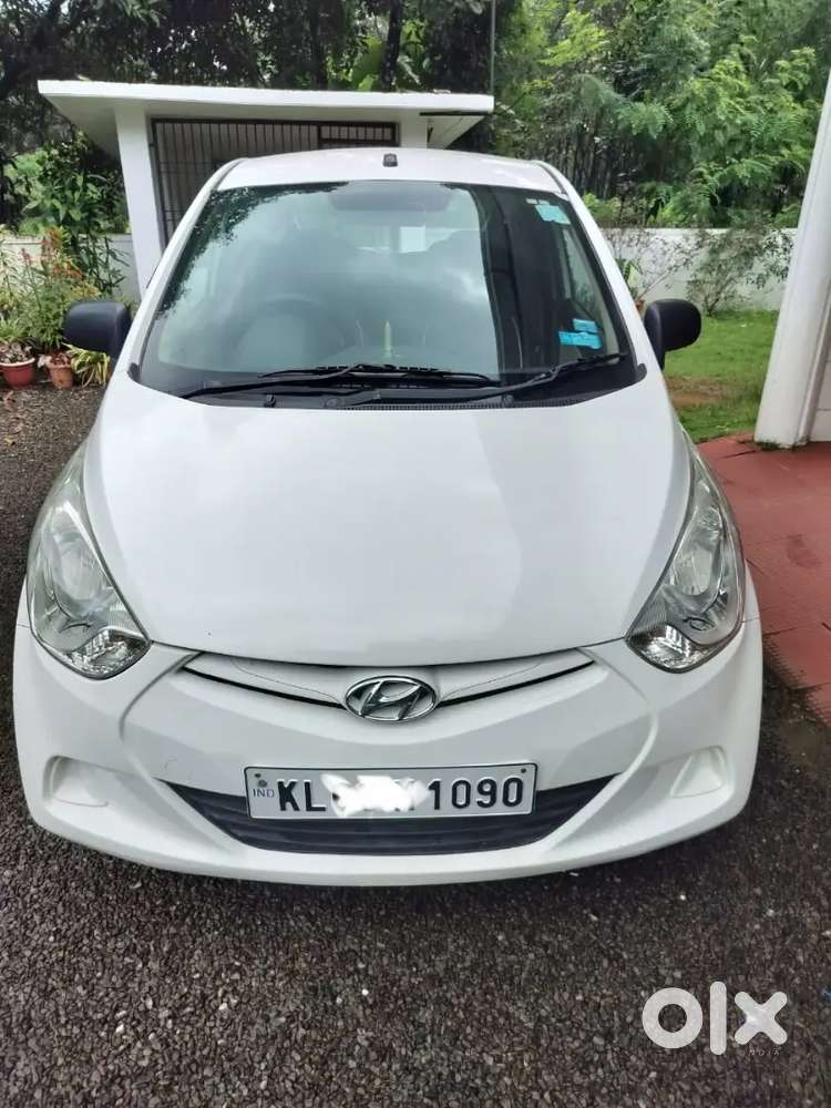 Hyundai EON 2017 Petrol Well Maintained