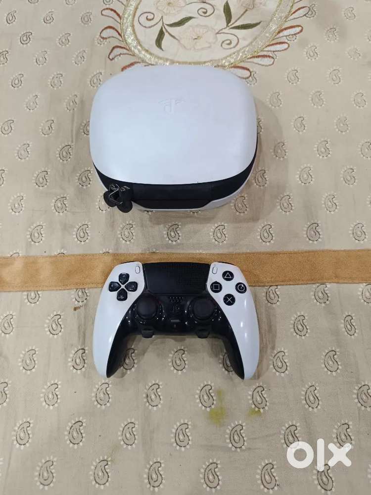 PS 5 Dual sense edge Pro controller